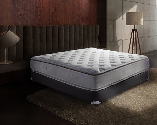 Hotel Room beds and mattresses at best price