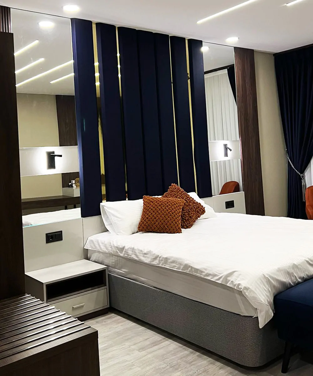Hotel Mock-Up Room 12